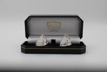 Load image into Gallery viewer, Nicole Barr boat cufflinks