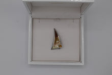 Load image into Gallery viewer, Nicole Barr silver broach
