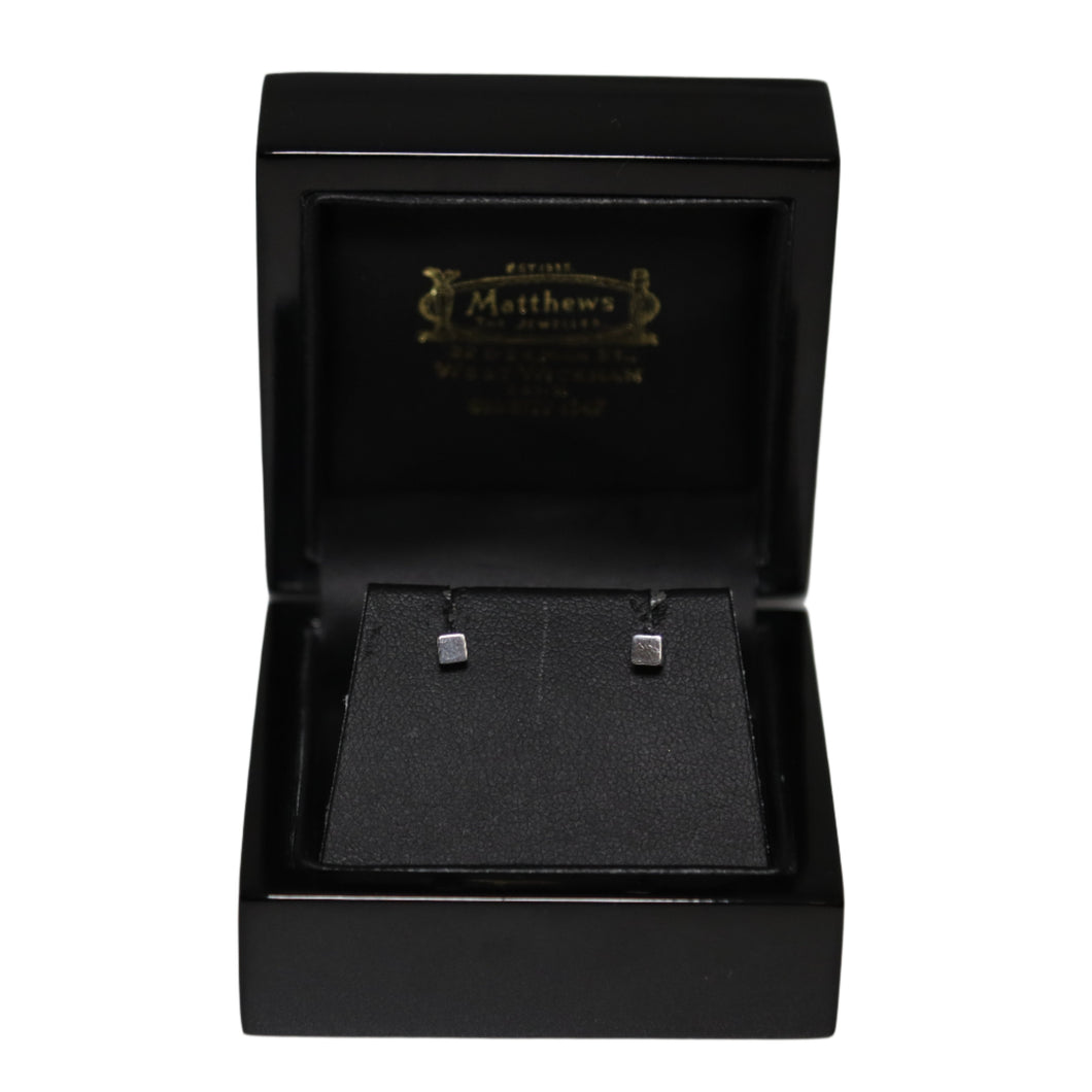 9ct White Gold Polished Cube Stud Earrings