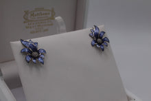 Load image into Gallery viewer, Nicole Barr Wild flower studs
