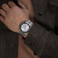 Load image into Gallery viewer, Seiko 5 Sports SKX GMT Sky Blue, Cloud
