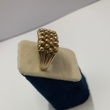 Load image into Gallery viewer, Secondhand 9ct Yellow Gold Keeper Ring SHJ
